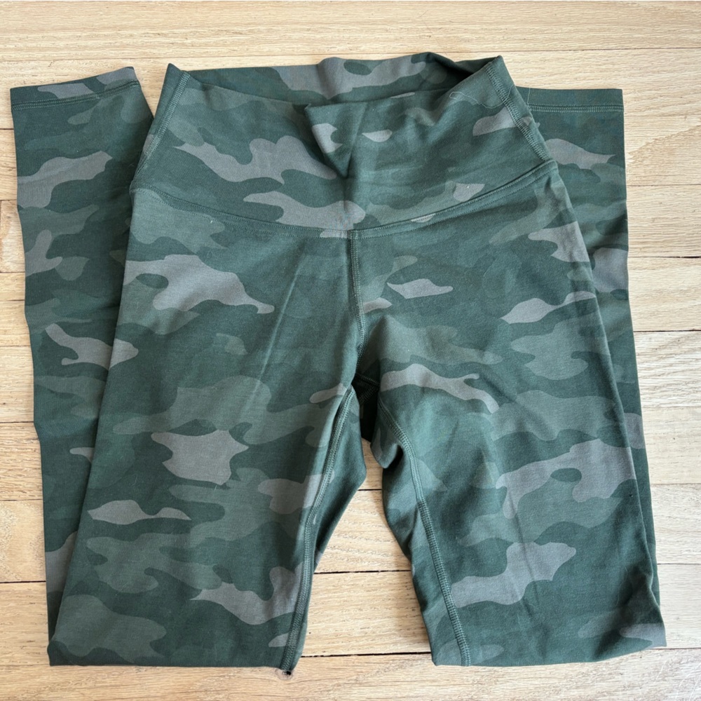 Old Navy Balance Leggings | size small - Picture 4 of 6
